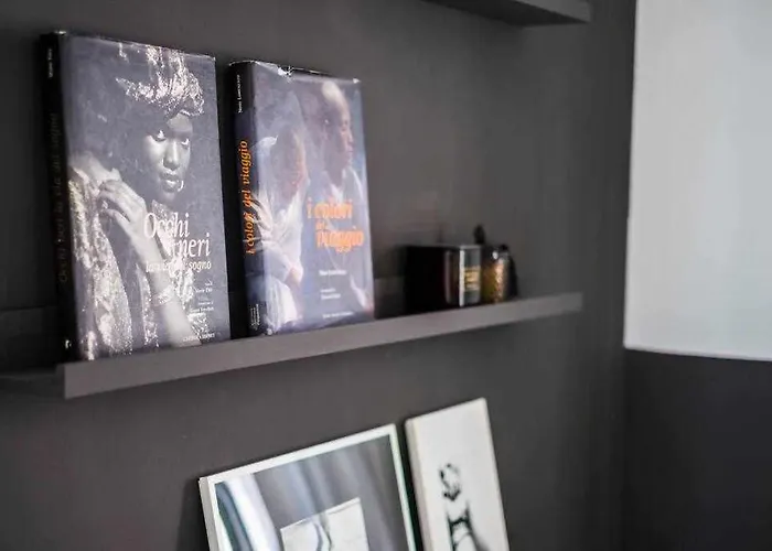 The Black House In Апартаменты *