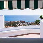 Daire The Black House In *