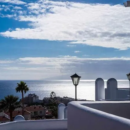 The Black House In Appartement