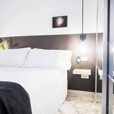 The Black House In Appartement