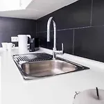 公寓 The Black House In 阿德耶