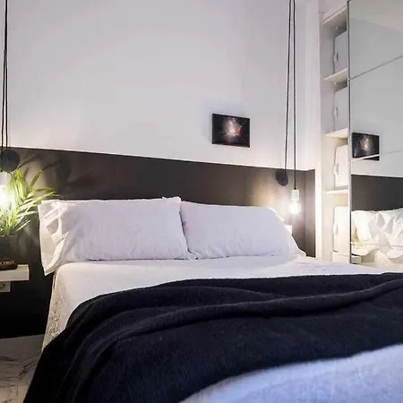 Apartman The Black House In *